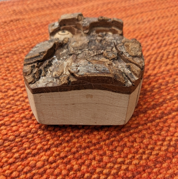 Wooden Carved Owl Decor - Picture 11 of 11